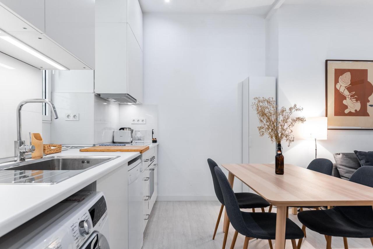 Cozy One-Bedroom La Latina Madrid Exterior foto